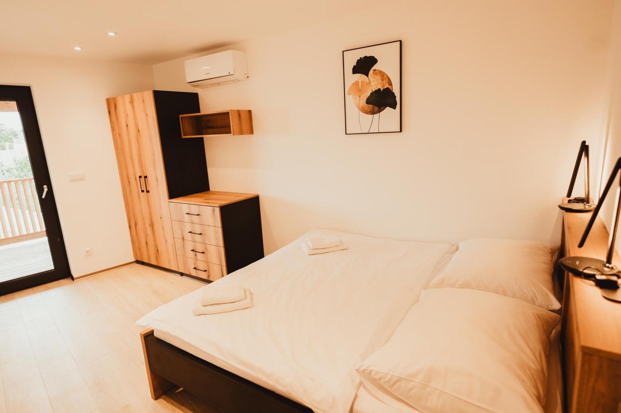 Hotel U Racka Ostrožská Nová Ves Dış mekan fotoğraf