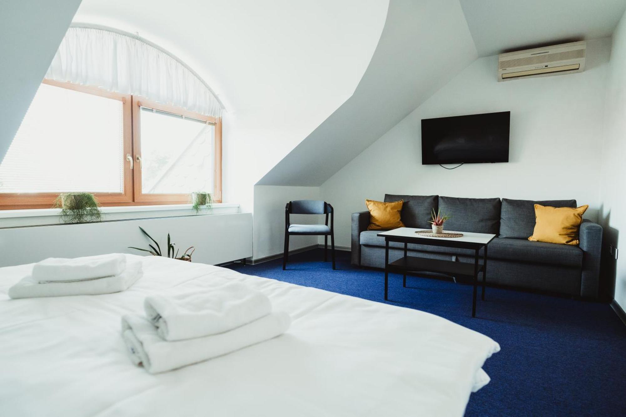 Hotel U Racka Ostrožská Nová Ves Dış mekan fotoğraf